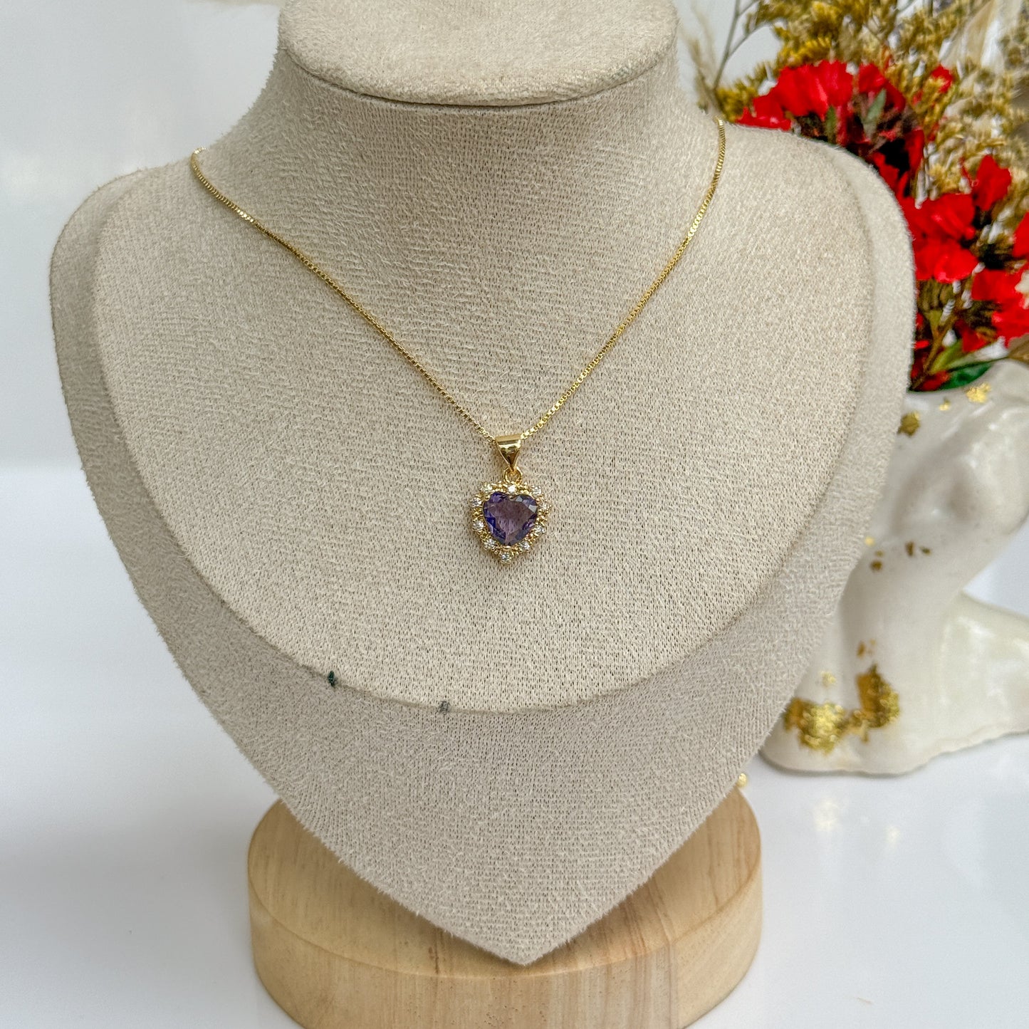 CADENA CORAZÓN LILA