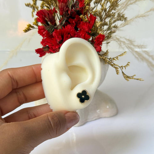ARETES TREBOL NEGRO