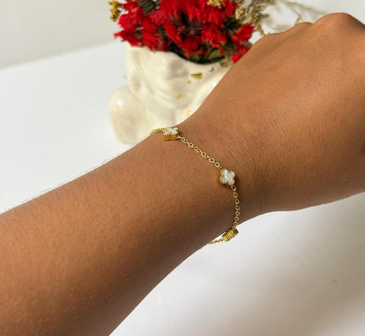 PULSERA MINI TREBOL BLANCO