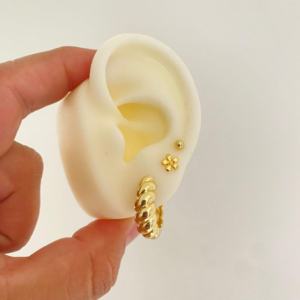 SETS X3 CANDONGA Y ARETES