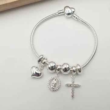 PULSERA MULTICHARMS PLATEADA